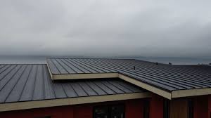 Best Commercial Roofing Services  in Willoughby, OH